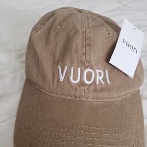 Vuori hat BNWT